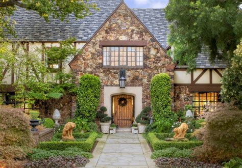 tudor stufa|tudor style house design.